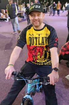 Lincs and Notts Air Ambulance MTB Jersey